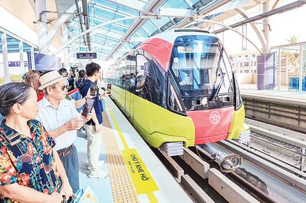 Xây dựng mạng lưới vận tải đa phương thức