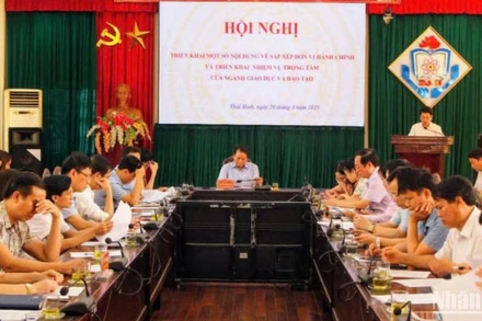 Hơn 100 cán bộ quản lý giáo dục trên địa bàn tỉnh Thái Bình tham dự Hội nghị tuyên truyền, phổ biến về sắp xếp các đơn vị hành chính cấp tỉnh, cấp xã năm 2025.