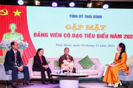 Giao lưu, tọa đàm với các đảng viên có đạo tiêu biểu trên địa bàn tỉnh Thái Bình.