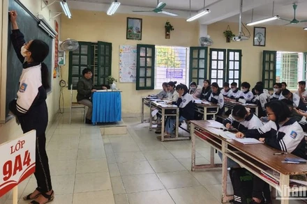 Khối lớp 9 các trường Trung học cơ sở trên địa bàn tỉnh Thái Bình đang tập trung cao cho việc ôn luyện kiến thức chuẩn bị cho kỳ "vượt rào" quan trọng sắp diễn ra trong tháng 6/2025.