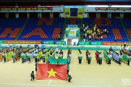 Quang cảnh lễ khai mạc.