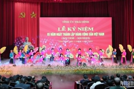 Chương trình nghệ thuật đặc sắc chào mừng Lễ kỷ niệm.