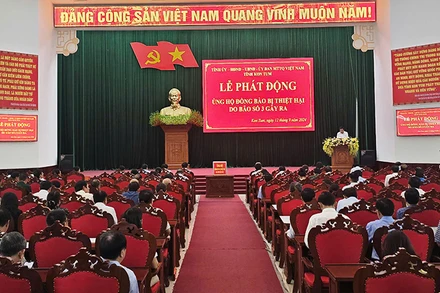 Quang cảnh buổi lễ.