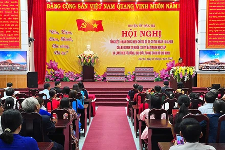 Quang cảnh hội nghị.