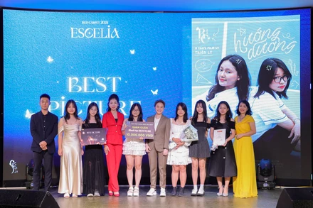 Giải thưởng phim ngắn xuất sắc nhất thuộc về đội Thiên Lý.