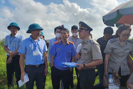 Các đơn vị hữu quan phối hợp cưỡng chế thi hành án dân sự tại địa bàn thuộc thành phố Hải Phòng. (Ảnh: CTV)