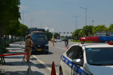 Công an tỉnh Quảng Ninh tăng cường tuần tra, kiểm soát tại các khu vực trung tâm thành phố Hạ Long trong những ngày nghỉ lễ.