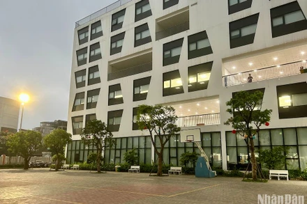 Trường THCS-THPT Phennikaa (Ảnh: LÊ HÀ)