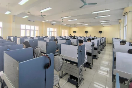 Thí sinh dự thi HSA năm 2024 (Ảnh: VNU)