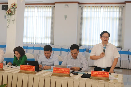 Vụ trưởng Vụ Giáo dục tiểu học, Bộ Giáo dục và Đào tạo Thái Văn Tài phát biểu ý kiến tại buổi làm việc.