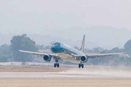 Tàu bay tại Sân bay Điện Biên Phủ. (Ảnh minh họa)