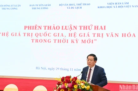 [Ảnh] Phiên thảo luận thứ 2 “Hệ giá trị quốc gia, hệ giá trị văn hóa trong thời kỳ mới”