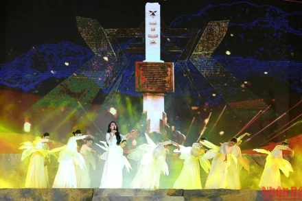 Lắng đọng chương trình nghệ thuật “Cõi thiêng Đồng Lộc”