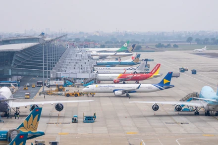 [Ảnh] Nhà ga sân bay quốc tế Nội Bài nhộn nhịp những ngày cuối năm