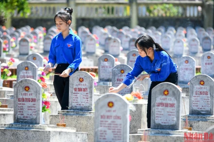 Những người mẹ Anh hùng ở Hải Thượng