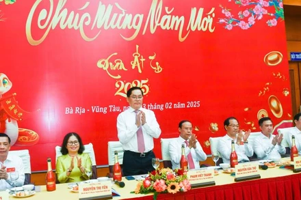 Lãnh đạo Tỉnh ủy, Hội đồng nhân dân, Ủy ban nhân dân, Ủy ban Mặt trận Tổ quốc Việt Nam tỉnh Bà Rịa-Vũng Tàu tại buổi gặp mặt đầu xuân. (Ảnh: PL)