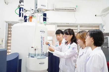 Hoạt động nghiên cứu khoa học tại Trường đại học Khoa học tự nhiên, Đại học Quốc gia Thành phố Hồ Chí Minh.