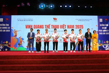 Thể thao điện tử lần đầu được vinh danh tại chương trình "Vinh quang thể thao Việt Nam 2025"