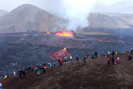Bán đảo Reykjanes, nơi chứng kiến nhiều vụ núi lửa phun trào.