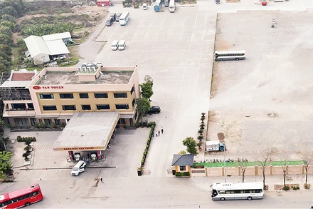 Khu đất thuộc dự án bãi đỗ xe của Công ty cổ phần Đầu tư và Kinh doanh xuất nhập khẩu Vạn Thuận.