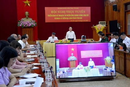 Đồng chí Đỗ Đức Duy, Ủy viên Trung ương Đảng, Bí thư Tỉnh ủy Yên Bái phát biểu tại hội nghị trực tuyến về ứng dụng Công dân số.