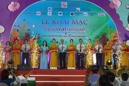 Nghi thức khai mạc Festival hoa lan Thành phố Hồ Chí Minh.