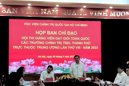 Ban Chỉ đạo Hội thi làm việc, trao đổi. 