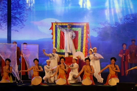 Chương trình nghệ thuật kỷ niệm 245 năm Ngày sinh và tưởng niệm 165 năm Ngày mất Uy viễn tướng công Nguyễn Công Trứ.