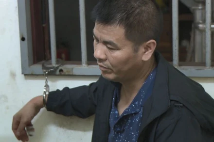 Đối tượng Yang Zhong Wu bị bắt giữ.