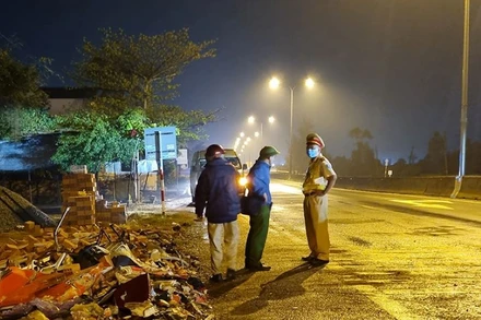 Hiện trường vụ tai nạn làm 3 người chết.