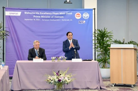 Thủ tướng Phạm Minh Chính đến thăm, làm việc tại Công ty Synopsys. 