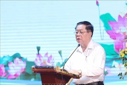 Đồng chí Nguyễn Trọng Nghĩa, Bí thư Trung ương Đảng, Trưởng Ban Tuyên giáo Trung ương phát biểu chỉ đạo Hội nghị.