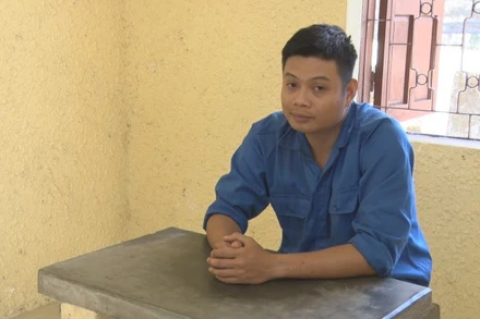 Đối tượng Lương Minh Tín tại cơ quan Công an (Ảnh: Công an cung cấp) 