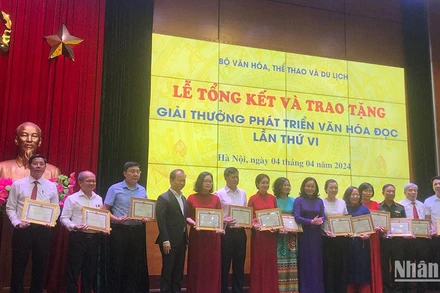 Các tập thể được trao giải Phát triển Văn hóa đọc lần thứ VI.