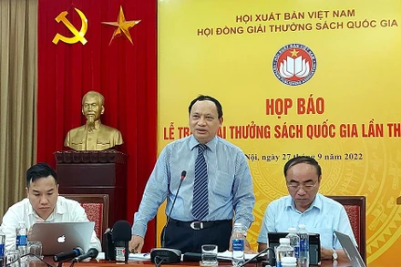 Ban Tổ chức thông báo về Giải Sách Quốc gia 2022. (Ảnh: MAI LỮ)