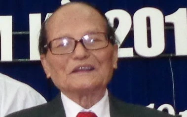 Nhà thơ Giang Nam.