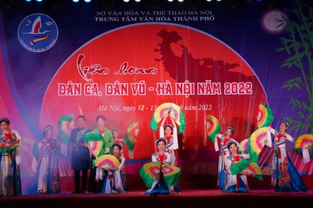 Các tiết mục Liên hoan dân ca, dân vũ diễn tại Liên hoan.