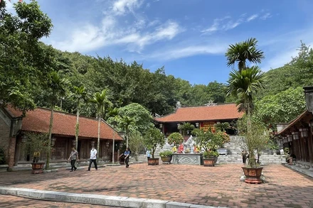 Đền tưởng niệm Anh hùng dân tộc, Danh nhân văn hóa thế giới Nguyễn Trãi. (Ảnh: QUỐC VINH)