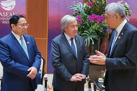 Thủ tướng Phạm Minh Chính gặp Tổng Thư ký Liên hợp quốc và Thủ tướng Singapore. (Ảnh: TUẤN ANH)