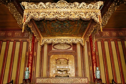 Bảo vật quốc gia Ngai vàng triều Nguyễn. (Ảnh: Cục Di sản văn hóa)