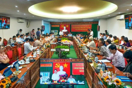 Quang cảnh buổi làm việc với tỉnh Vĩnh Long vào chiều 19/9. (Ảnh: Bá Dũng) 