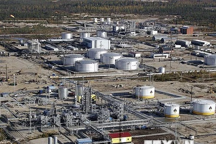 Nhà máy lọc dầu Rosneft của Nga ở Gubkinsky, Siberia. (Ảnh: AFP/TTXVN)