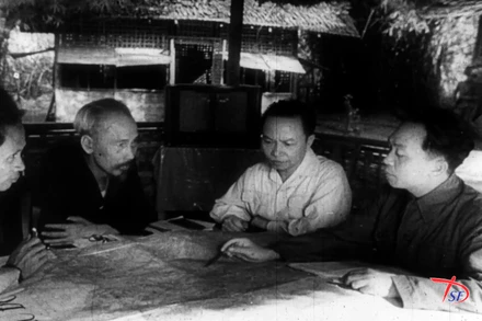 Cảnh trong phim "Điện Biên Phủ". (Ảnh: Hãng phim Tài liệu và Khoa học Trung ương)