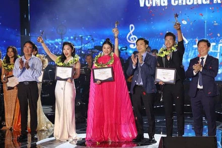 Các thí sinh giành giải Nhất của3 phong cách giải Sao Mai 2022. (Ảnh: VTV)