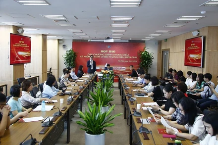 Họp báo giới thiệu các chương trình trọng điểm kỷ niệm 70 năm Chiến thắng Điện Biên Phủ trên VTV. (Ảnh: VTV) 