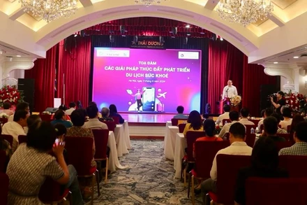 Toàn cảnh cuộc tọa đàm.