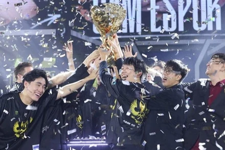 Niềm vui chiến thắng của đội tuyển GAM Esports vô địch VCS 2024. (Ảnh: Ban tổ chức) 
