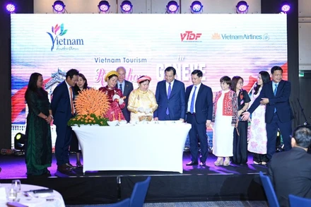 Giới thiệu nghệ thuật ẩm thực cung đình Huế. (Ảnh: Trung tâm Thông tin du lịch)