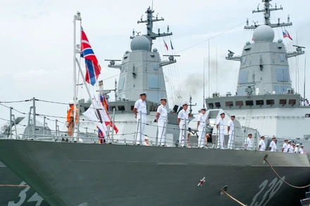 Đội tàu thuộc Hạm đội Thái Bình Dương Hải quân Liên bang Nga tại Cảng Tiên Sa.