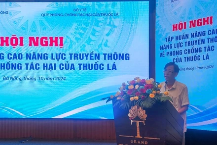 Ông Hồ Hồng Hải, Phó Vụ trưởng Vụ Pháp chế (Bộ Thông tin và Truyền thông) phát biểu khai mạc Hội nghị. 